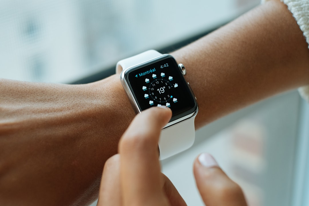 Heart rate variability training with a fitness watch